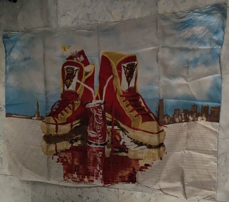 8818-1 € 5,00. coca cola vlag afbeelding schoenen